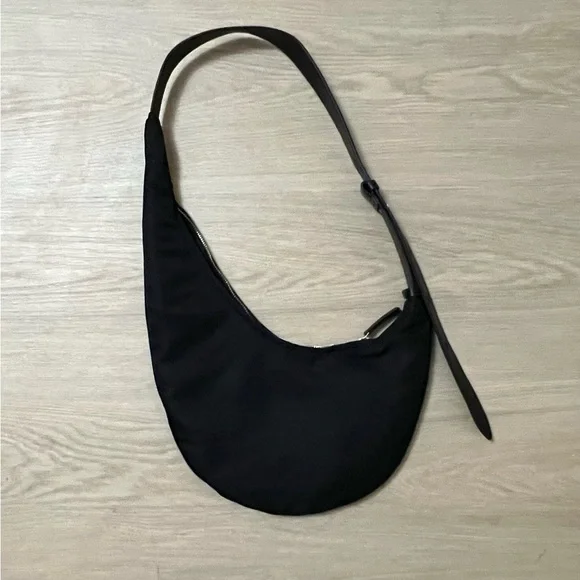 AESTHER EKME
Black Lune Aria Bag
*NEVER WORN* - Picture 4 of 7